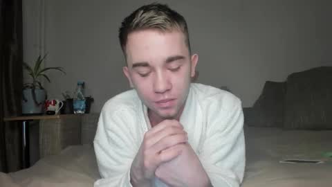 Snapshot of jimyti_bad_boy chatting on 02-14-26, 12:07 jimyti_bad_boy online show from 02-14-26, 12:07