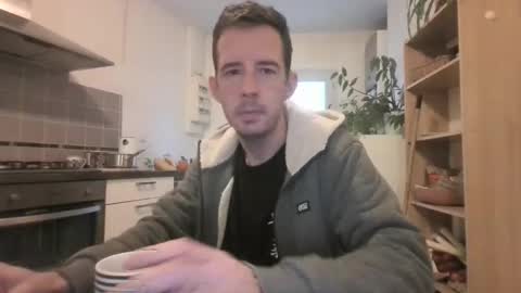 jin16000 online show from 11-07-25, 07:19