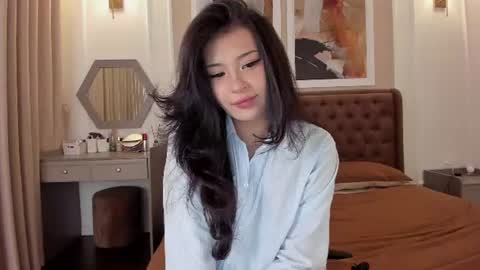 Jina meow online show from 06-16-26, 02:36