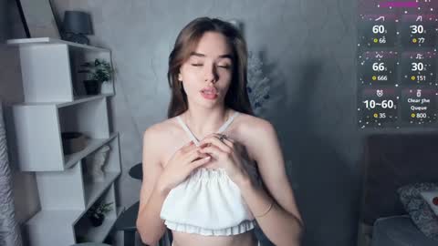 Jinny online show from 12-23-24, 06:33