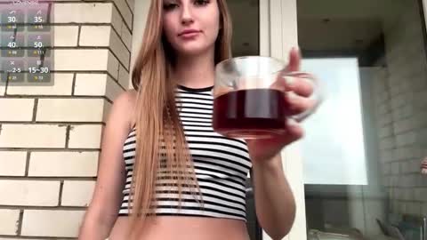 Jinny online show from 10-21-25, 07:20