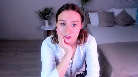 Molly online show from 10-22-25, 03:12