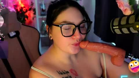 Jinyxx3 online show from 05-08-26, 06:24