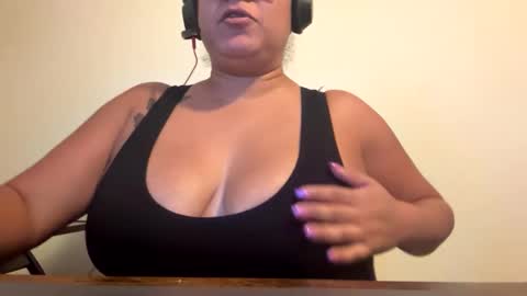 Snapshot of jiselledd chatting on 09-24-25, 05:16 jiselledd online show from 09-24-25, 05:16