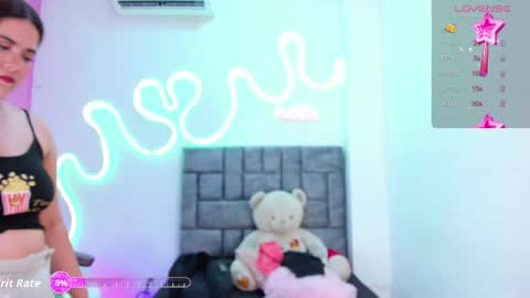 Snapshot of jisoo__ chatting on 11-23-25, 01:00 kim online show from 11-23-25, 01:00