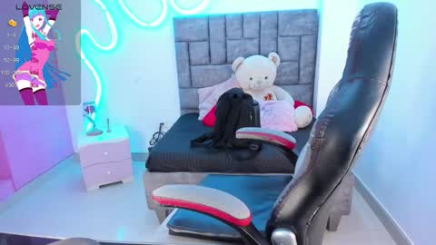 Snapshot of jisoo__ chatting on 11-26-25, 01:23 kim online show from 11-26-25, 01:23