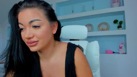 Juliee online show from 09-20-25, 06:36