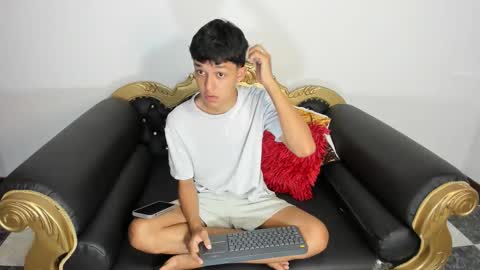 Jisusth online show from 02-08-26, 12:08