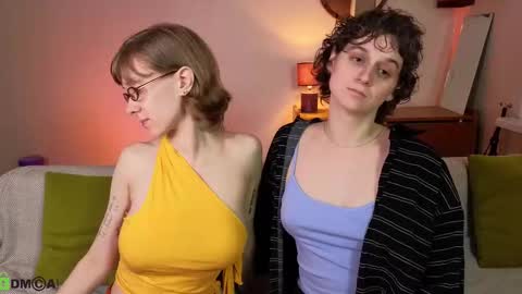 Hey Guys We are Julia ginger  Tina brunette online show from 09-26-25, 06:34