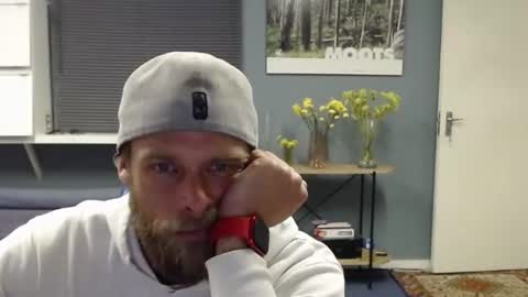 Snapshot of jjameson41 chatting on 10-03-25, 04:04 JamesJan van Rebel online show from 10-03-25, 04:04