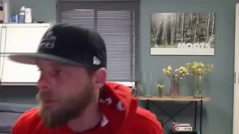 Snapshot of jjameson41 chatting on 10-04-25, 09:18 JamesJan van Rebel online show from 10-04-25, 09:18