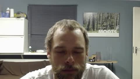 Snapshot of jjameson41 chatting on 11-10-25, 03:27 JamesJan van Rebel online show from 11-10-25, 03:27