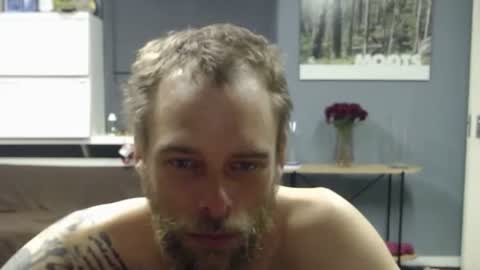 Snapshot of jjameson41 chatting on 11-13-25, 02:21 JamesJan van Rebel online show from 11-13-25, 02:21