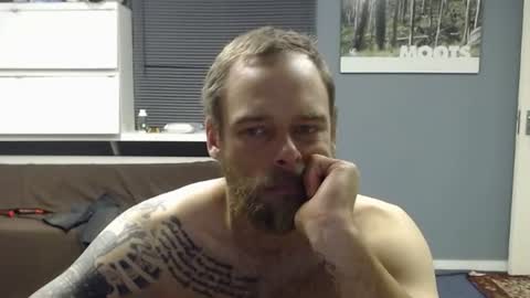 Snapshot of jjameson41 chatting on 11-19-25, 02:22 JamesJan van Rebel online show from 11-19-25, 02:22