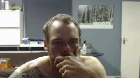 Snapshot of jjameson41 chatting on 12-05-25, 01:25 JamesJan van Rebel online show from 12-05-25, 01:25