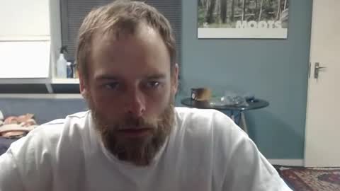 Snapshot of jjameson41 chatting on 12-17-25, 01:44 JamesJan van Rebel online show from 12-17-25, 01:44