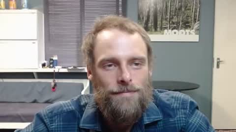 Snapshot of jjameson41 chatting on 01-07-26, 09:23 JamesJan van Rebel online show from 01-07-26, 09:23