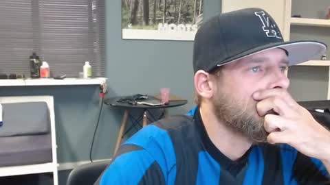 Snapshot of jjameson41 chatting on 01-18-26, 01:48 JamesJan van Rebel online show from 01-18-26, 01:48