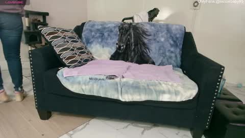 Nicole  Allen online show from 01-08-25, 02:57