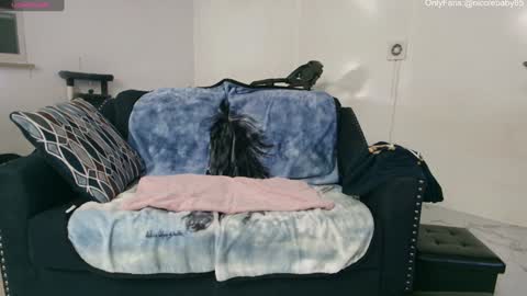 Nicole  Allen online show from 01-10-25, 02:25