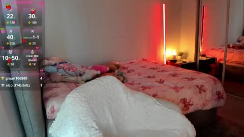Snapshot of jjulietterose chatting on 04-15-26, 06:31 Juliette Rose online show from 04-15-26, 06:31