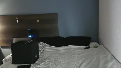 Snapshot of jkash691 chatting on 10-10-25, 10:14 Twentyfour online show from 10-10-25, 10:14