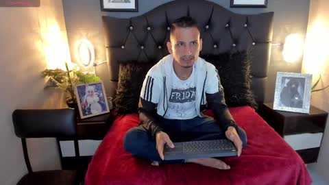 jm_hot_ online show from 01-19-25, 03:39