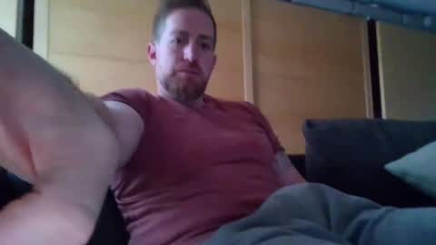 Snapshot of jmate13 chatting on 11-16-25, 01:06 jmate13 online show from 11-16-25, 01:06