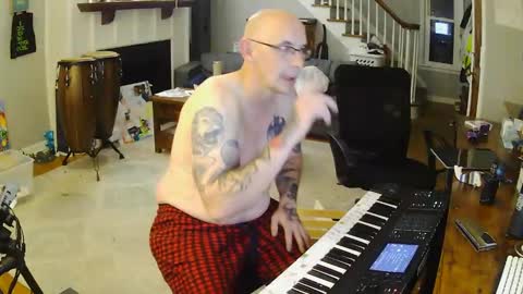 Snapshot of jmo0209 chatting on 09-26-25, 04:16 jmo0209 online show from 09-26-25, 04:16