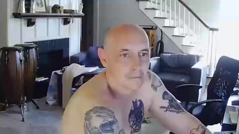 Snapshot of jmo0209 chatting on 10-11-25, 07:23 jmo0209 online show from 10-11-25, 07:23