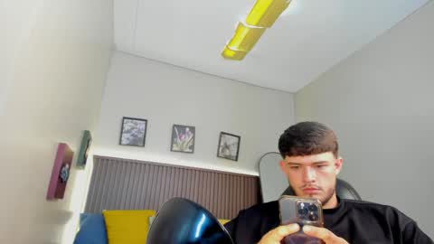 Snapshot of joan_blake chatting on 05-20-26, 10:27 joan_blake online show from 05-20-26, 10:27