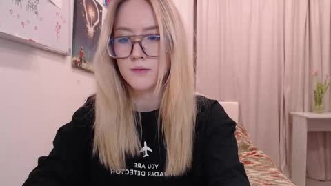 joan_kiss online show from 02-18-26, 02:02