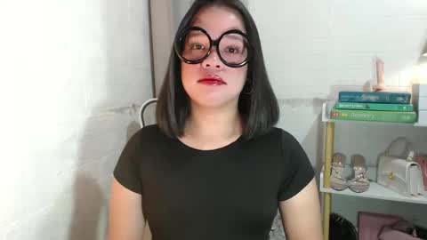 Joana online show from 12-17-24, 07:15