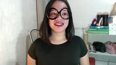 Joana online show from 12-25-24, 06:19