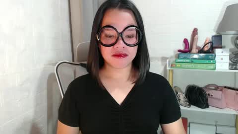 Joana online show from 12-28-24, 11:37