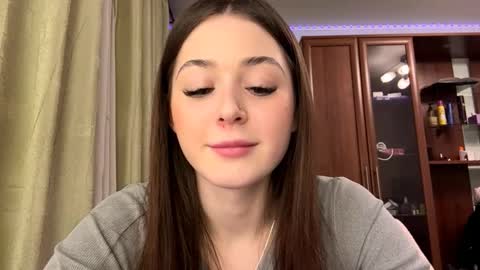 Adel online show from 02-06-26, 07:17