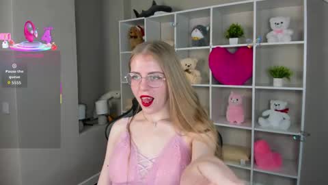 joann_shermann online show from 05-08-26, 01:22