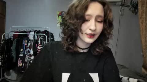 Joannatompson online show from 03-01-25, 08:42