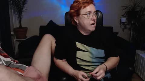 Joanna and Greg online show from 10-05-25, 02:37