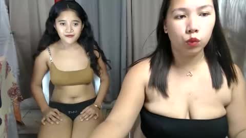 Snapshot of joanpinay505 chatting on 03-19-26, 01:42 joanpinay505 online show from 03-19-26, 01:42