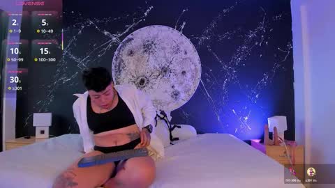 Snapshot of joaoandlexy chatting on 10-29-25, 12:29 joaoandlexy online show from 10-29-25, 12:29