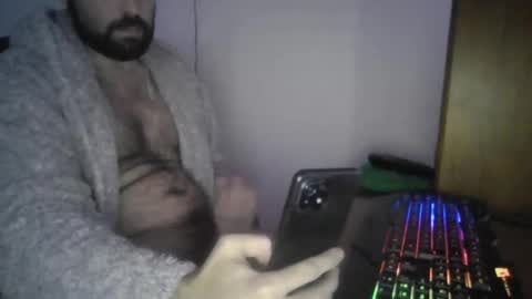 joaodias_18 online show from 01-04-25, 11:17