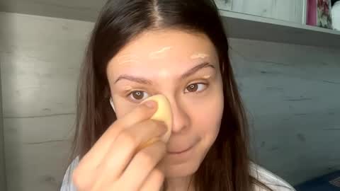 Mila online show from 04-13-26, 09:48