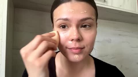 Snapshot of jodeesolarz chatting on 04-20-26, 09:45 Mila online show from 04-20-26, 09:45