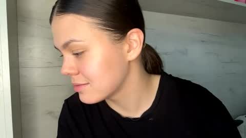 Snapshot of jodeesolarz chatting on 05-06-26, 09:47 Mila online show from 05-06-26, 09:47
