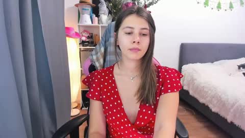  nude photos videos  online show from 01-02-25, 12:46