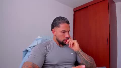 joe_esthetic online show from 06-18-26, 01:48