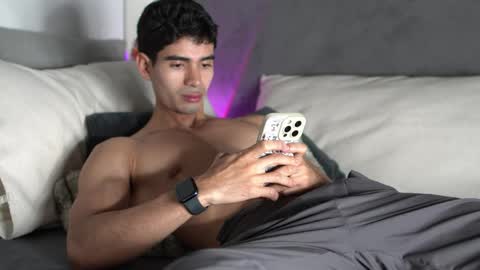 joe_steel1 online show from 05-07-26, 10:04