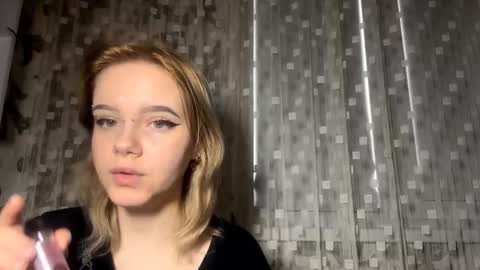 Aurora online show from 02-06-26, 07:23