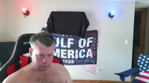Snapshot of joejoe__ chatting on 04-17-26, 02:20 joejoe__ online show from 04-17-26, 02:20